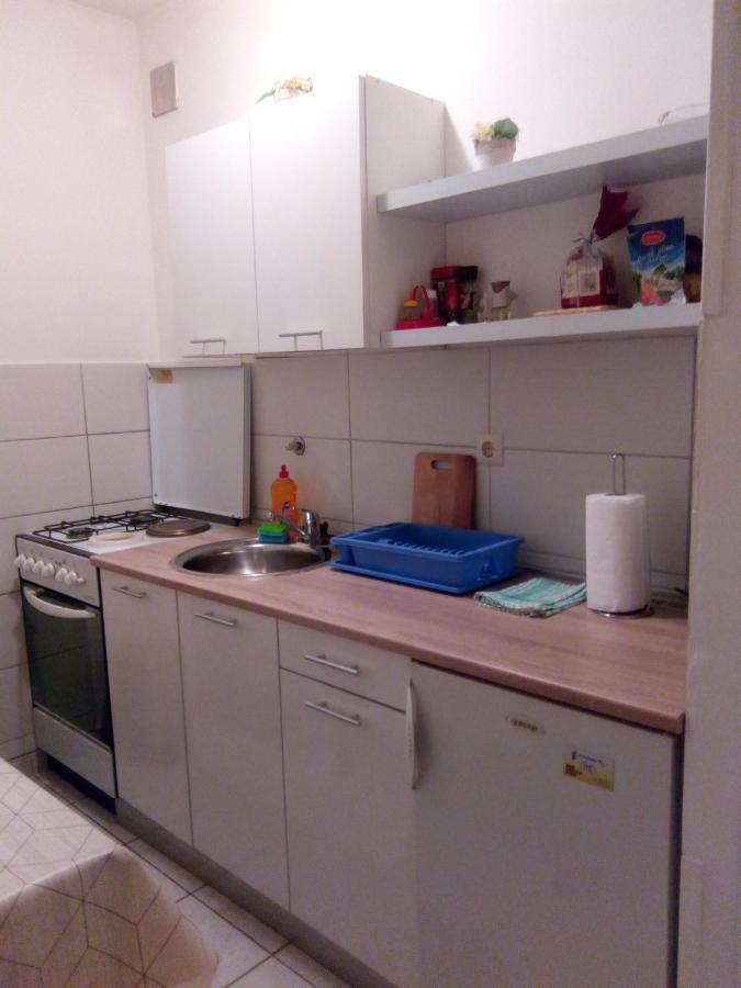 A Small Apartment For A Great Vacation "Ludi" Split Buitenkant foto